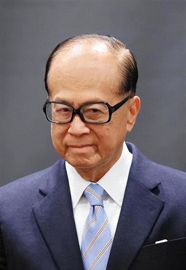李嘉诚掏空香港？深度解析背后的经济现象