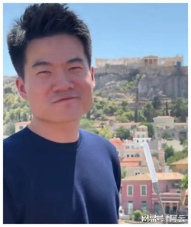 董宇辉报平安，星光不负追梦人