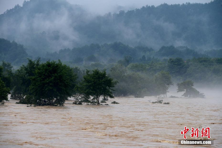 南方持续降雨，影响与应对