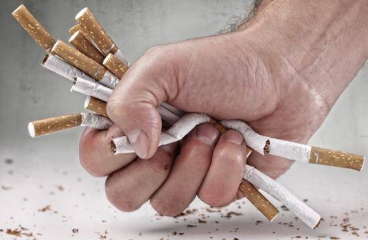 男子双腿发痒竟确诊肝癌，深度解析症状与防治之道
