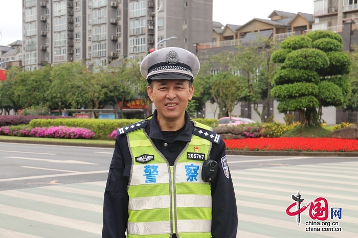 重庆荣昌区委书记眼中的交警，罚单不是唯一使命