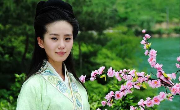 刘涛时隔19年再演白素贞，时光不老，经典永流传