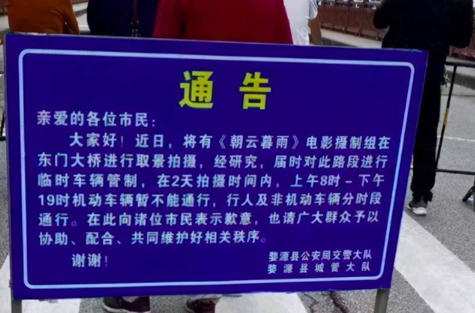 举报饭菜有蛆被骂背后的深思