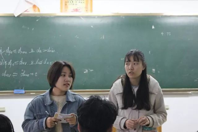被救同学的苏醒与考试，姜昭鹏的坚守与希望