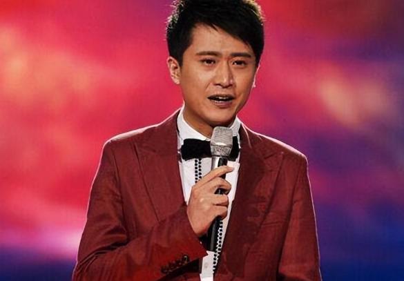 赵丽颖带儿子想想逛公园，温馨亲子时光