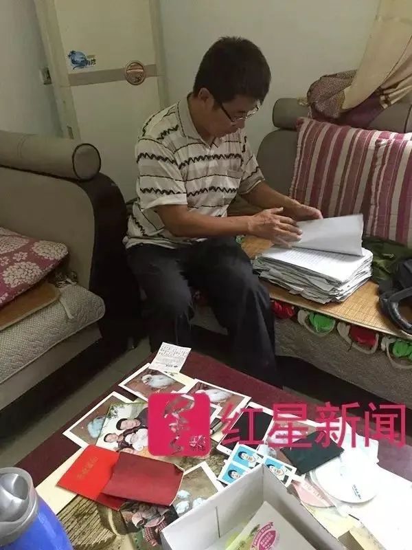 父亲卖五套房送两儿子留洋学球，倾尽所有，只为孩子未来