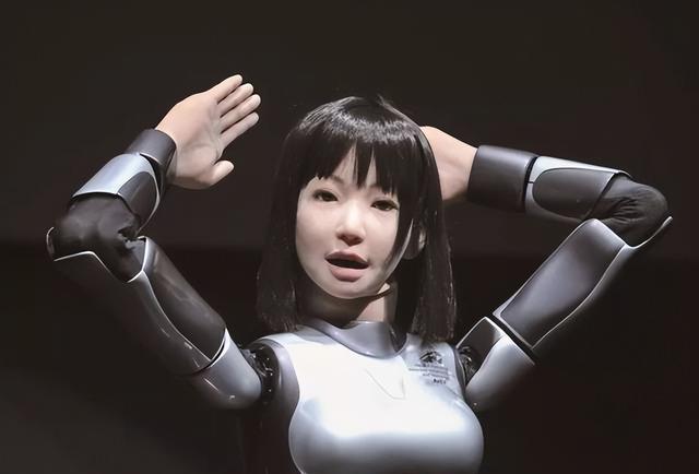 美女机器人失控打人事件深度解析