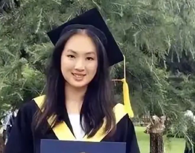 姚安娜，还好从哈佛毕业了