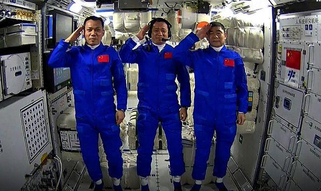 美国拒绝签证中国学生签证背后的深层原因
