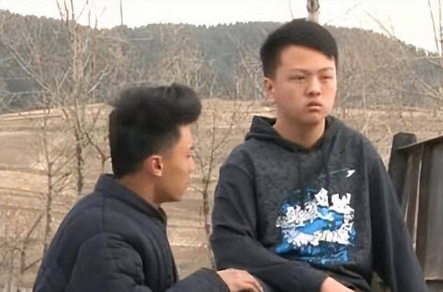 变形计主人公王晨正大婚，见证青春变形与爱情结晶的美好瞬间