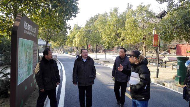 黄石公园车祸震惊国人，中国公民五死八伤背后的故事与反思