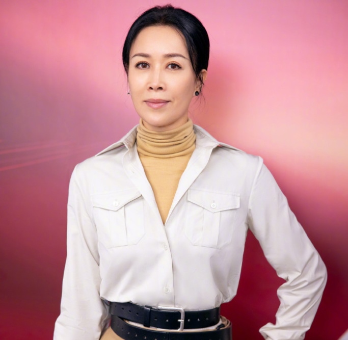 李雪是干嘛的？揭开她的多重身份面纱