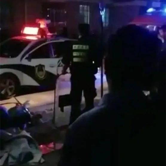 关于六岁女童被男子拖进小巷事件的警方通报与社会反响