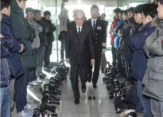 李在明下达一号行政令，引领变革的新篇章