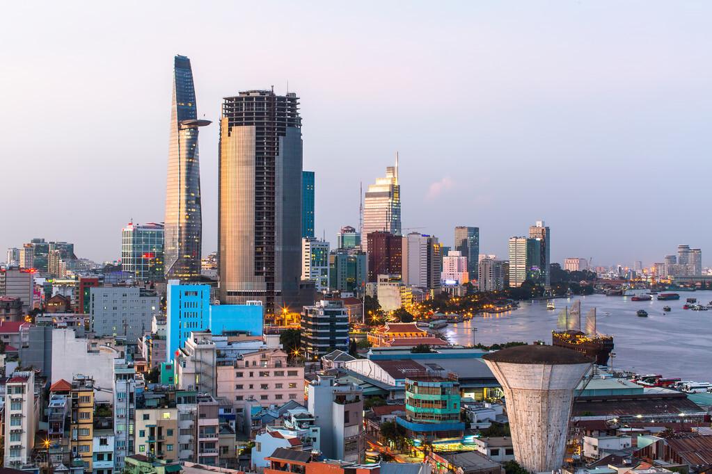 越南取消公务员终身制对中国的影响分析