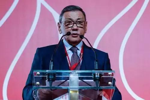 美暂停12国公民入境背后的多元解读