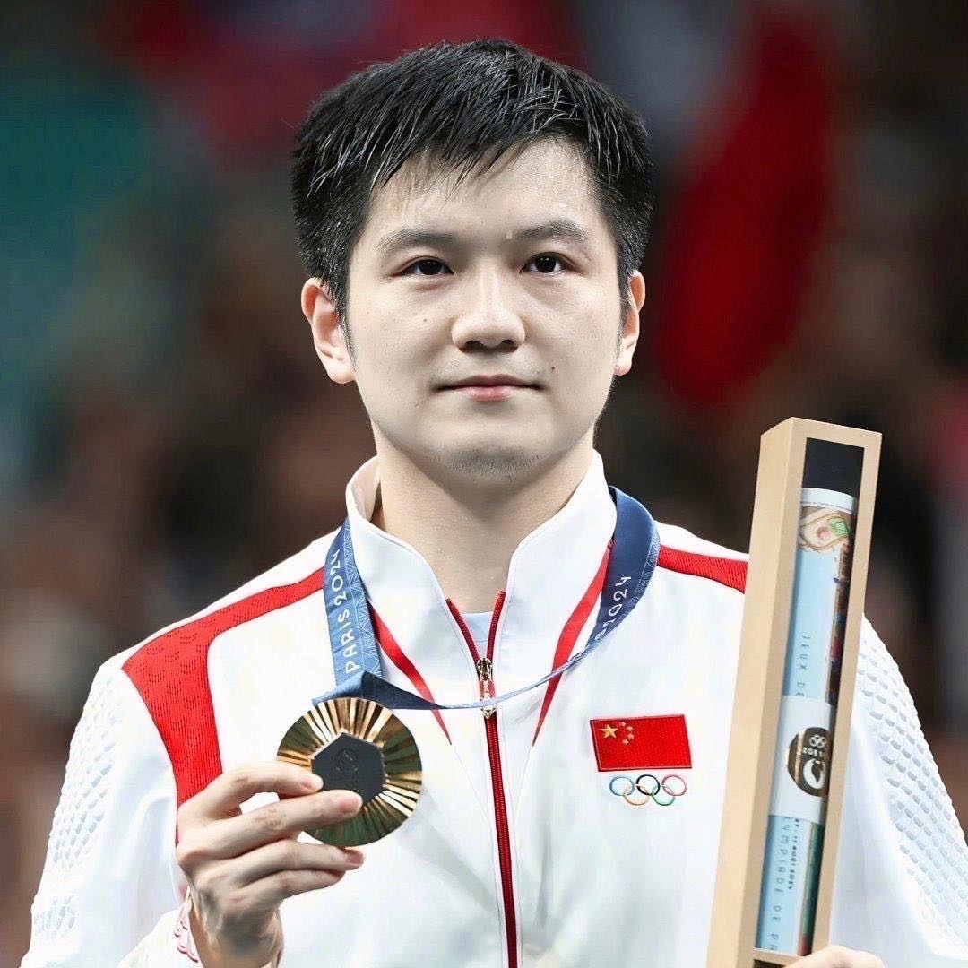 毕业生深情致谢导师，樊振东引领，九九归一