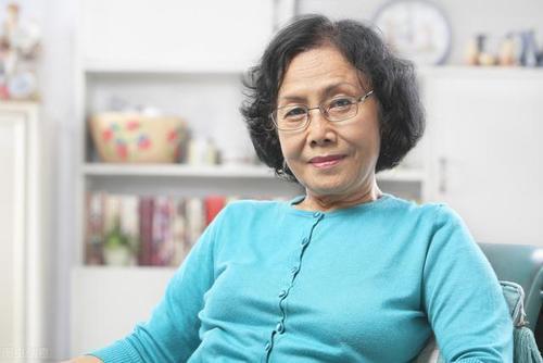 退休女教授都说了些什么？