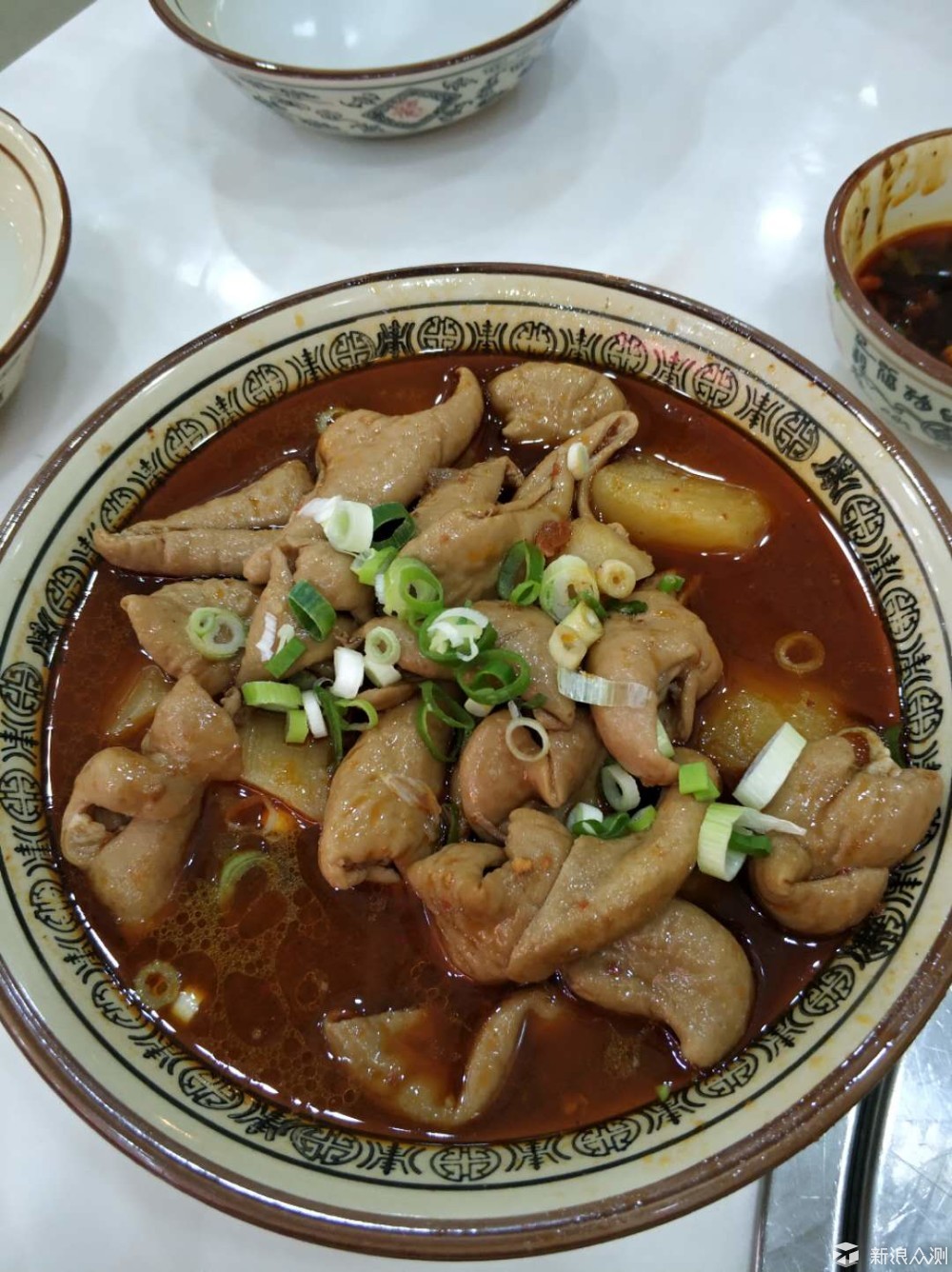 四川肥肠拿铁，味道偏咸还带点甜