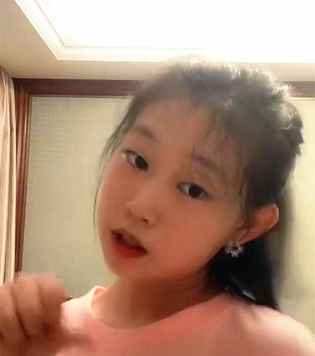 小沈阳女儿长相大解密，星二代颜值新标杆？