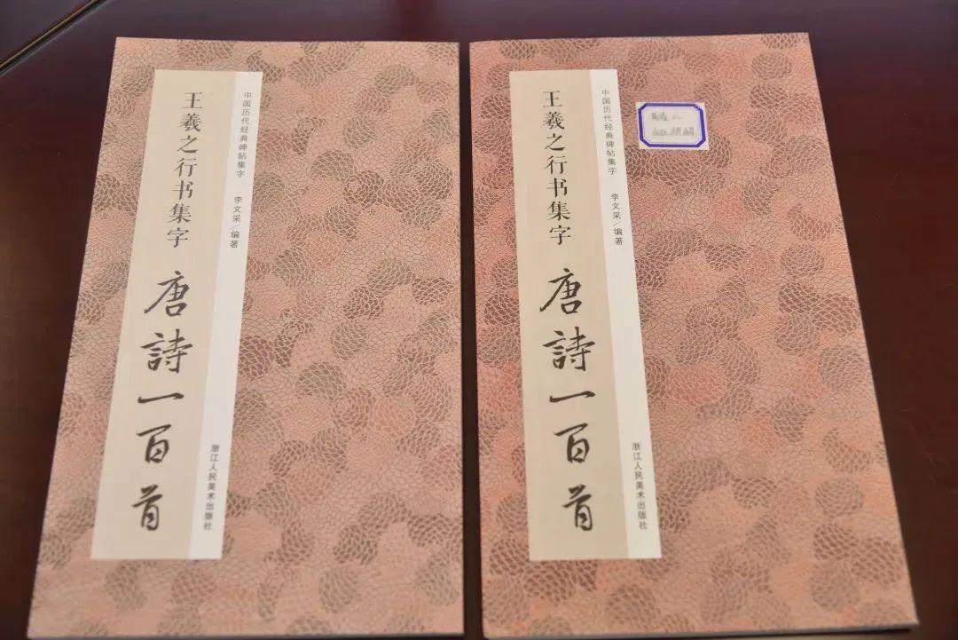 正版书商与盗版书贩的悬殊对抗