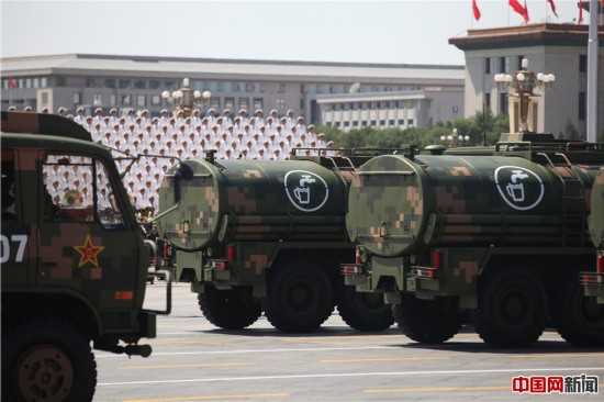 2015九三大阅兵，新型武器装备展现大国实力