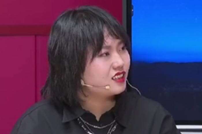 李雪琴董卿连麦，两大才女在线交流引热议