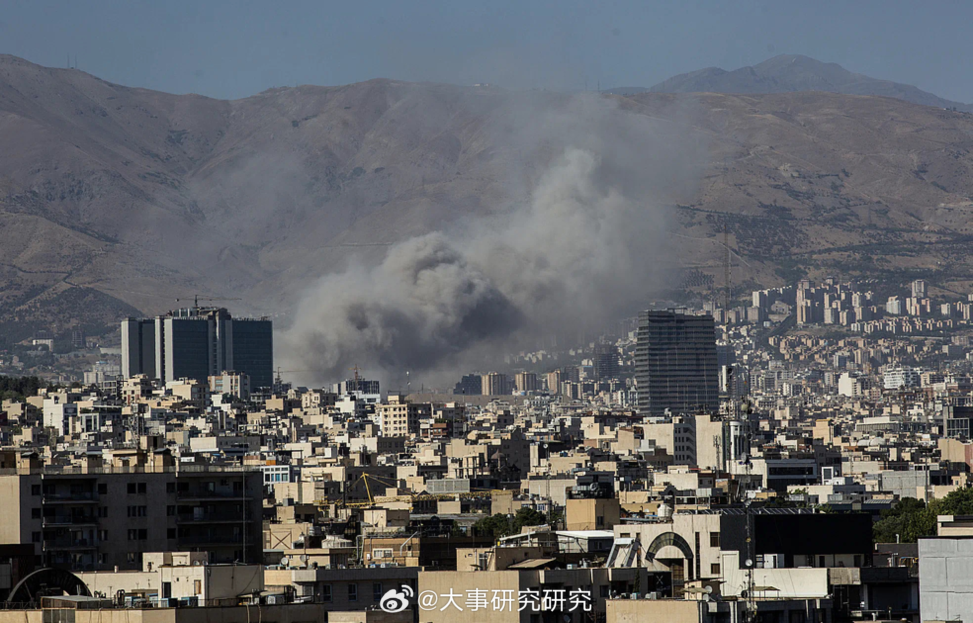 伊朗北部城市传出爆炸声，事件深度解析
