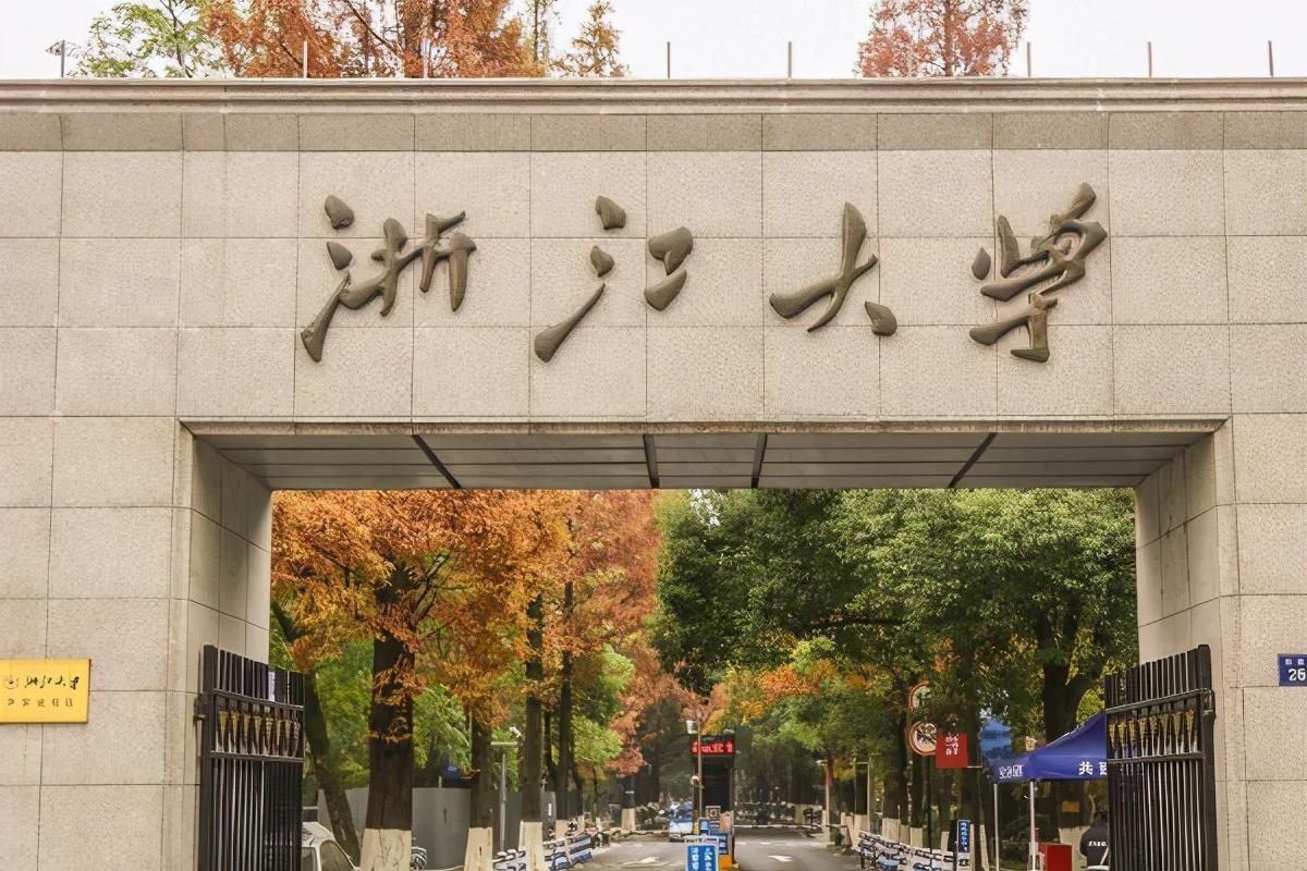 哈尔滨高校视频女主，聚焦校园新星的光芒