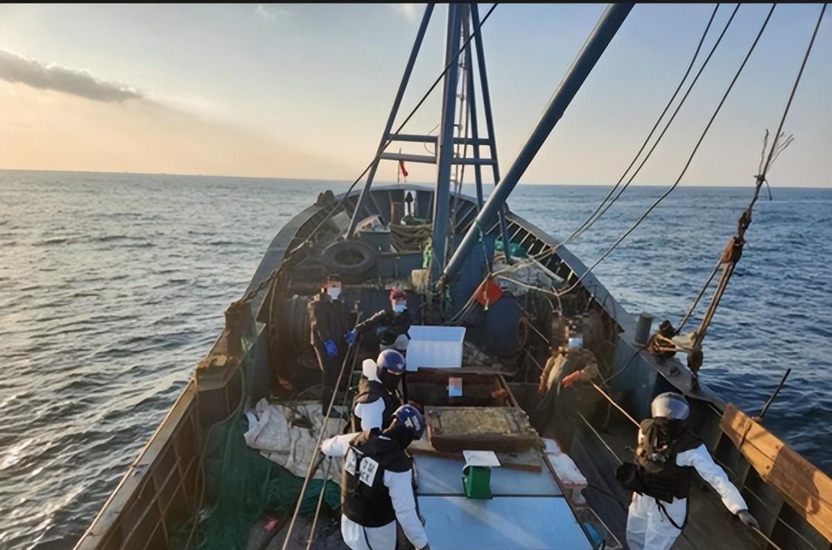 船长在公海被杀害抛海事件揭秘，警方回应