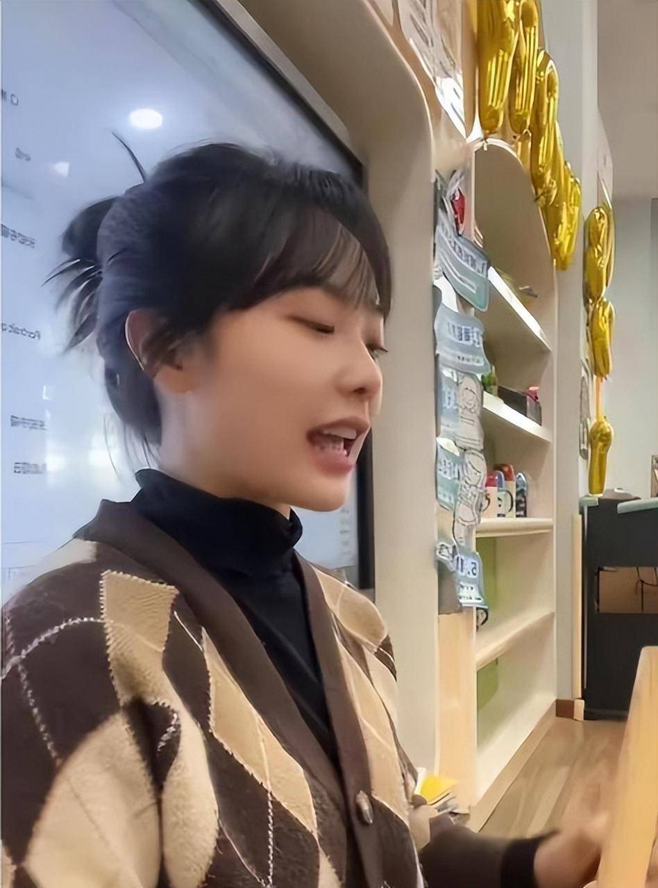 黄老师怎么了？探寻背后的故事