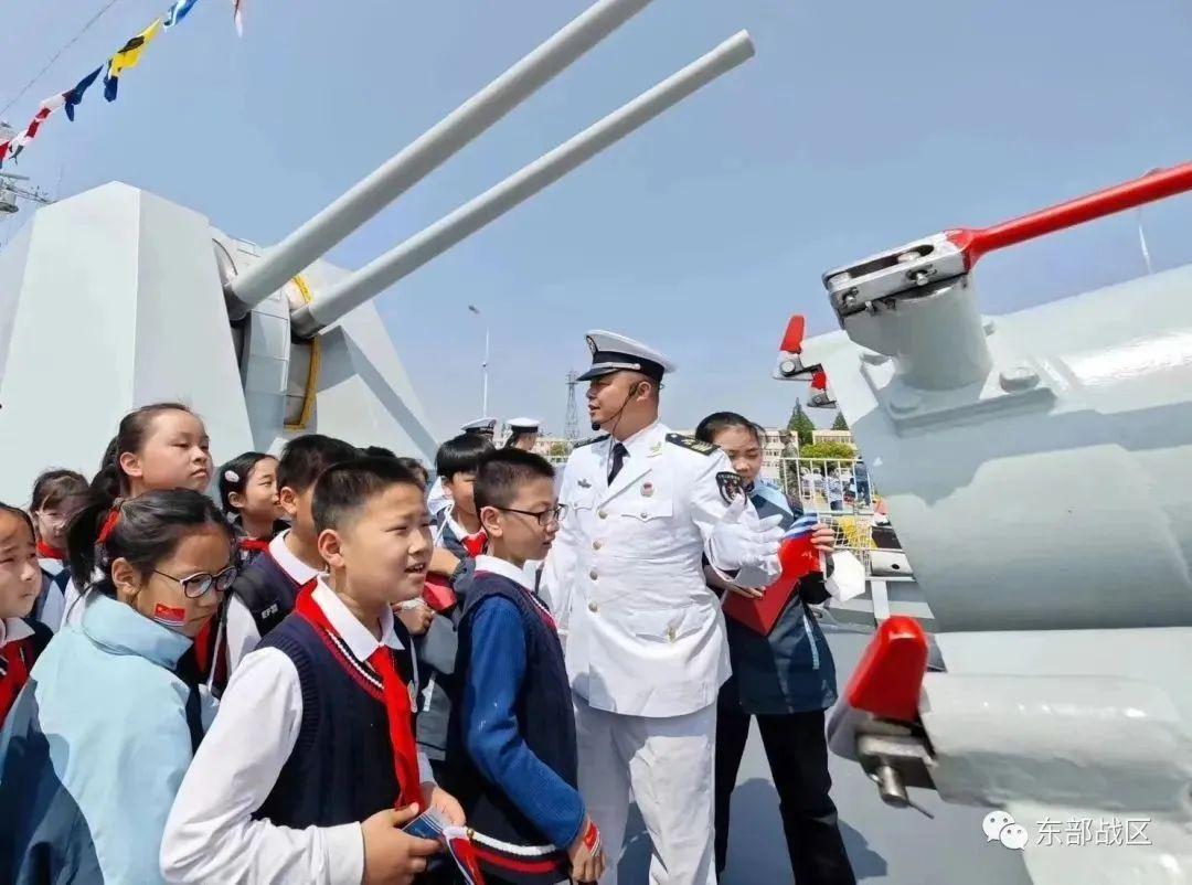 多型舰艇首次开放，探索海洋力量新纪元